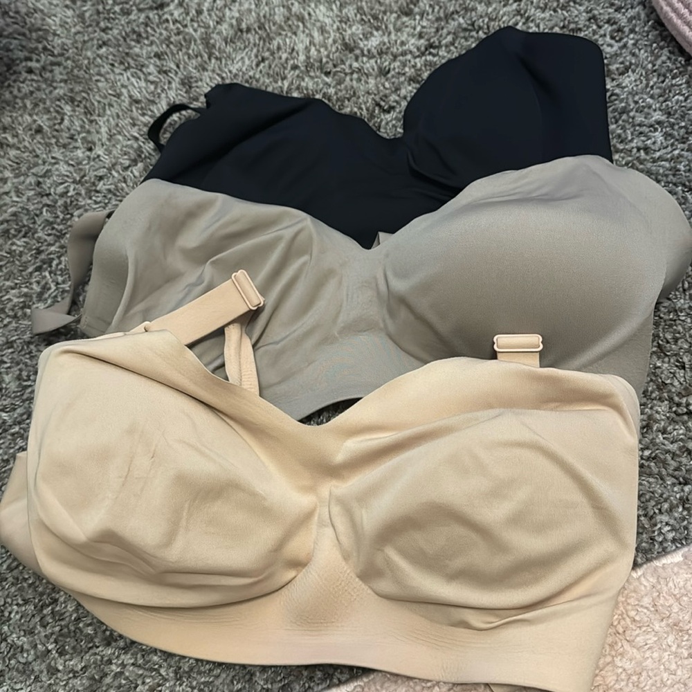 Momcozy Seamless Nursing Bra Lot